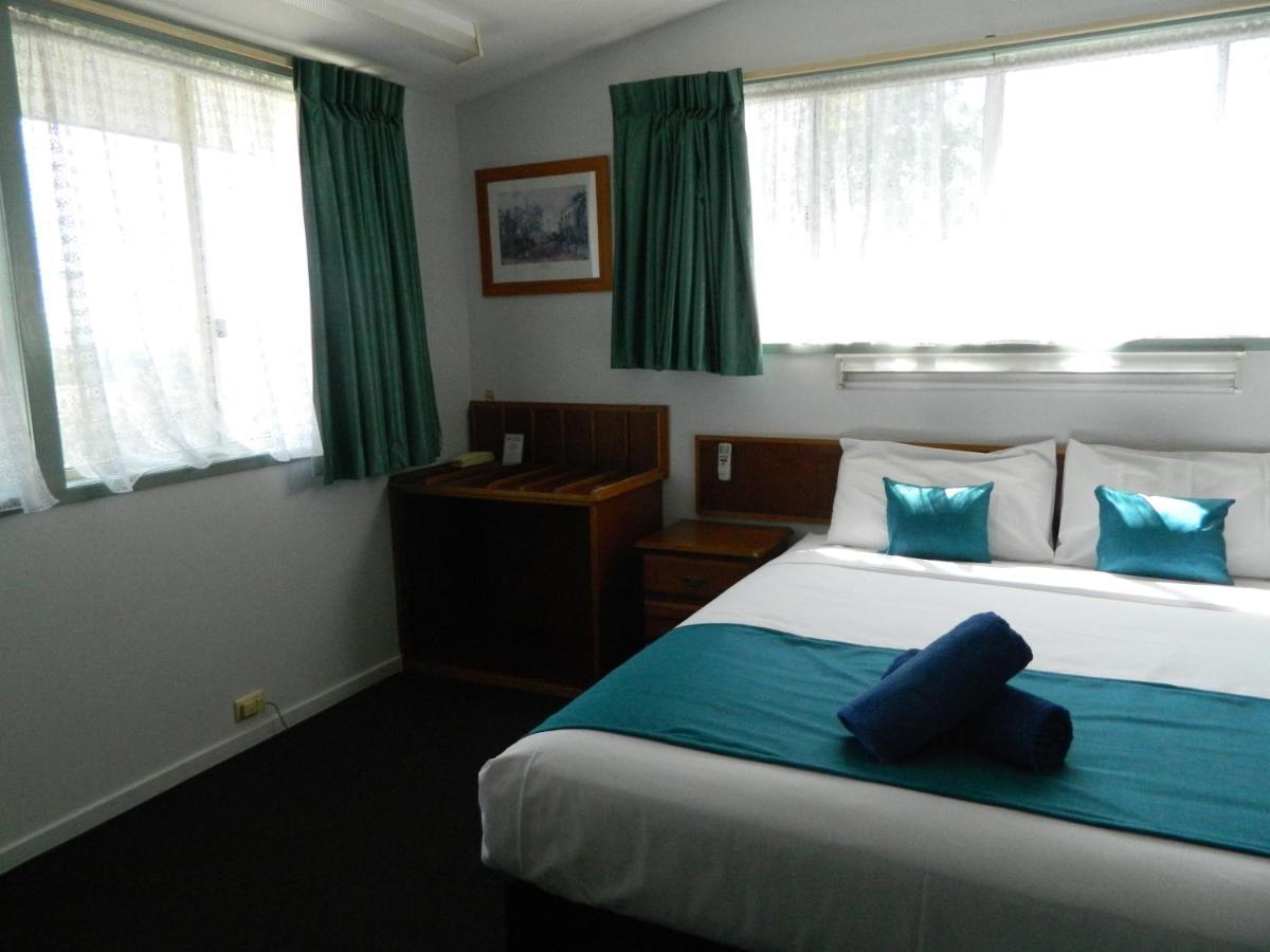 Coachman Motel Тувумба Екстер'єр фото